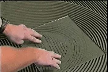 瓷磚膠使用的常見誤區(qū)